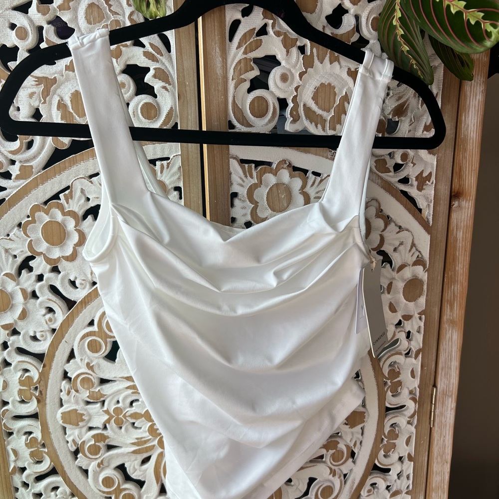 White square neck top NWT